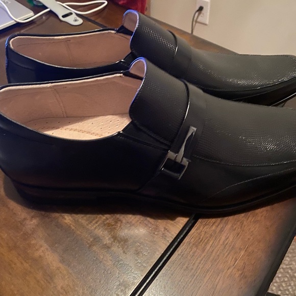 Men's Beau Bit Perforated Leather Loafer - Picture 6 of 7